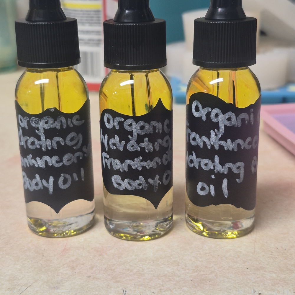 Organic Frankincense Hydrating Enhancing Body Oil